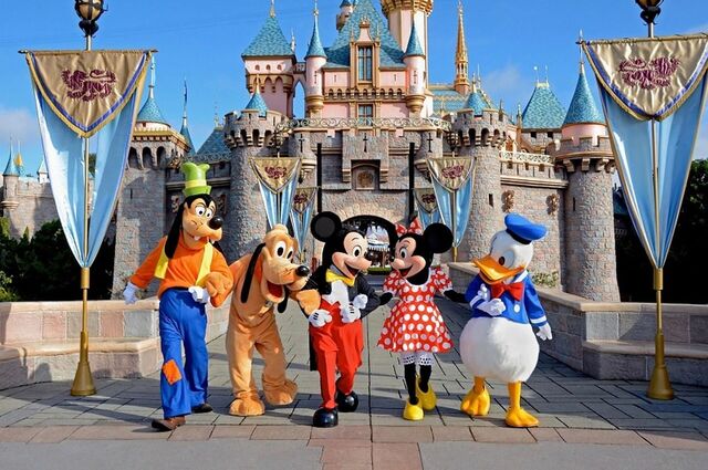 Dolu Dolu Yılbaşı Paris & Disneyland Turu Eğlence Rotası